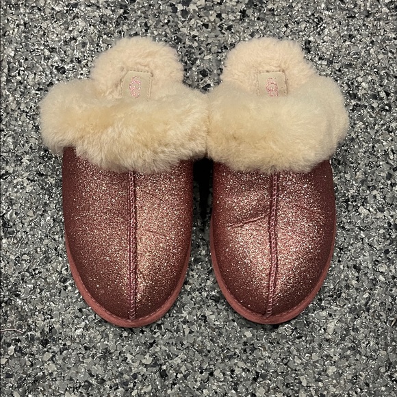 UGG pure slippers wool 100% Cozy Glitter Pink Women's Slippers size 7 - Picture 1 of 8